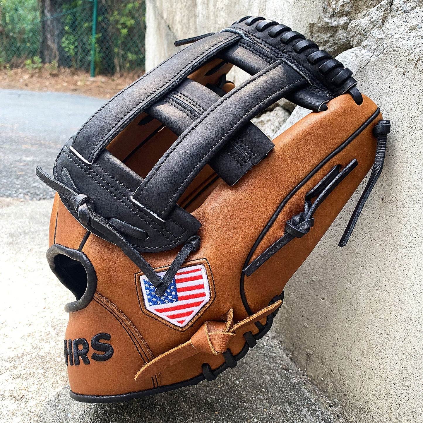 14" Softball Outfielder's Glove - Tan & Black - H Web