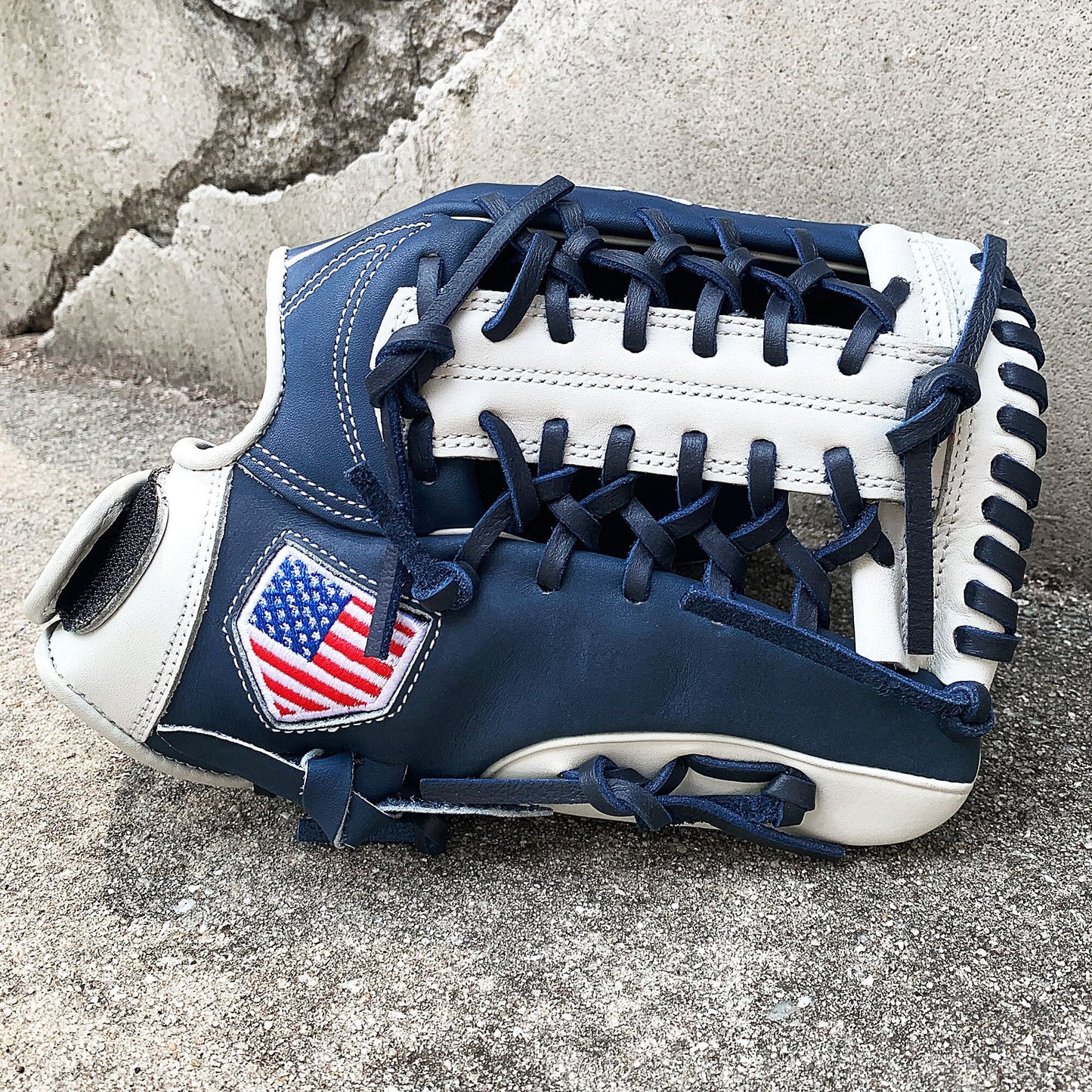 12" - Navy & White - Modified Trapeze Web