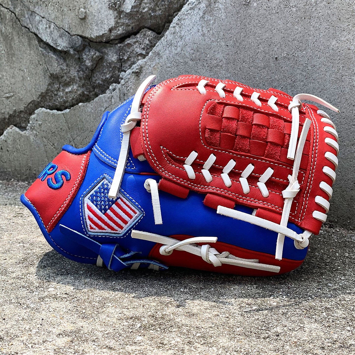 12" - Red/White/Blue -Grid and Net Web