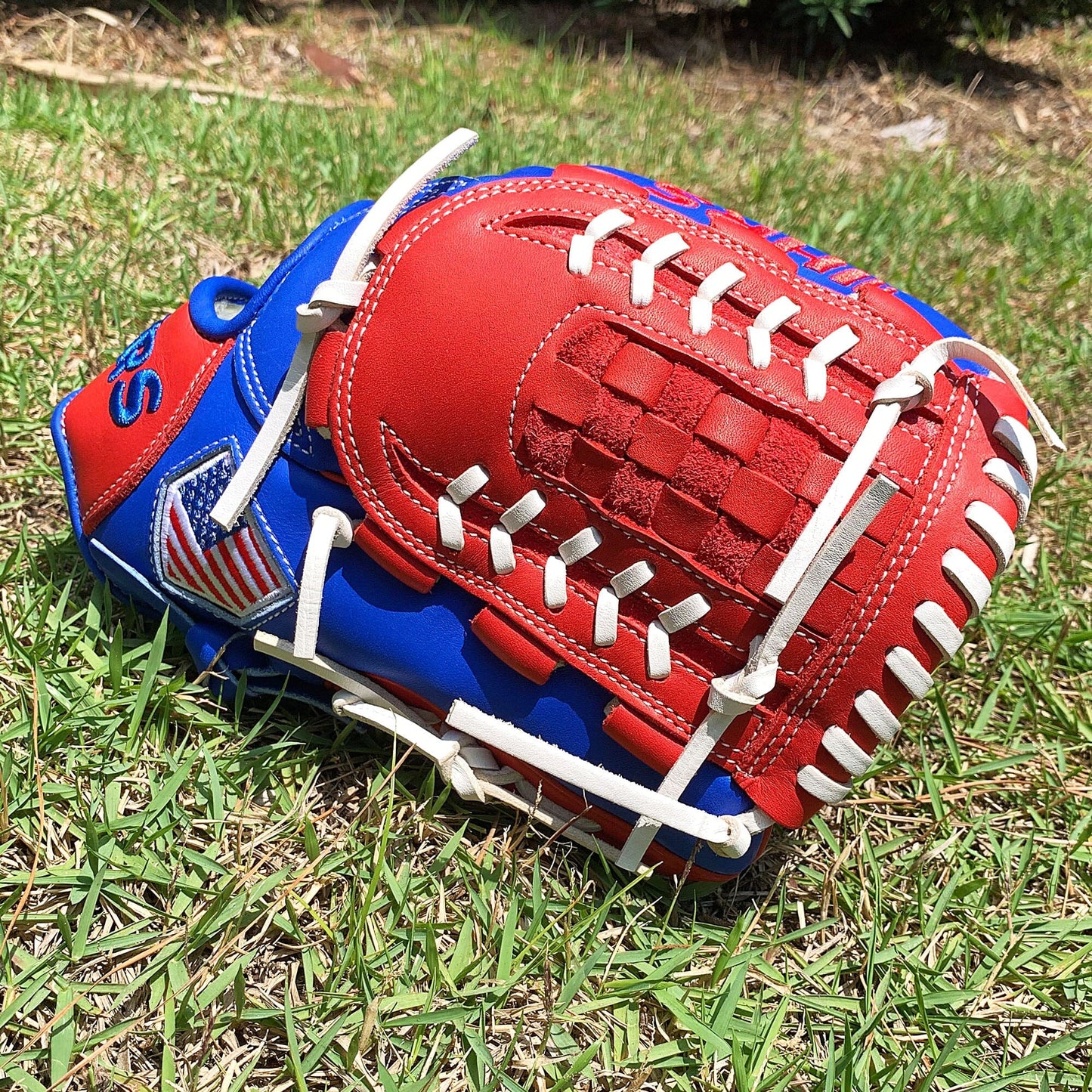 12" - Red/White/Blue -Grid and Net Web