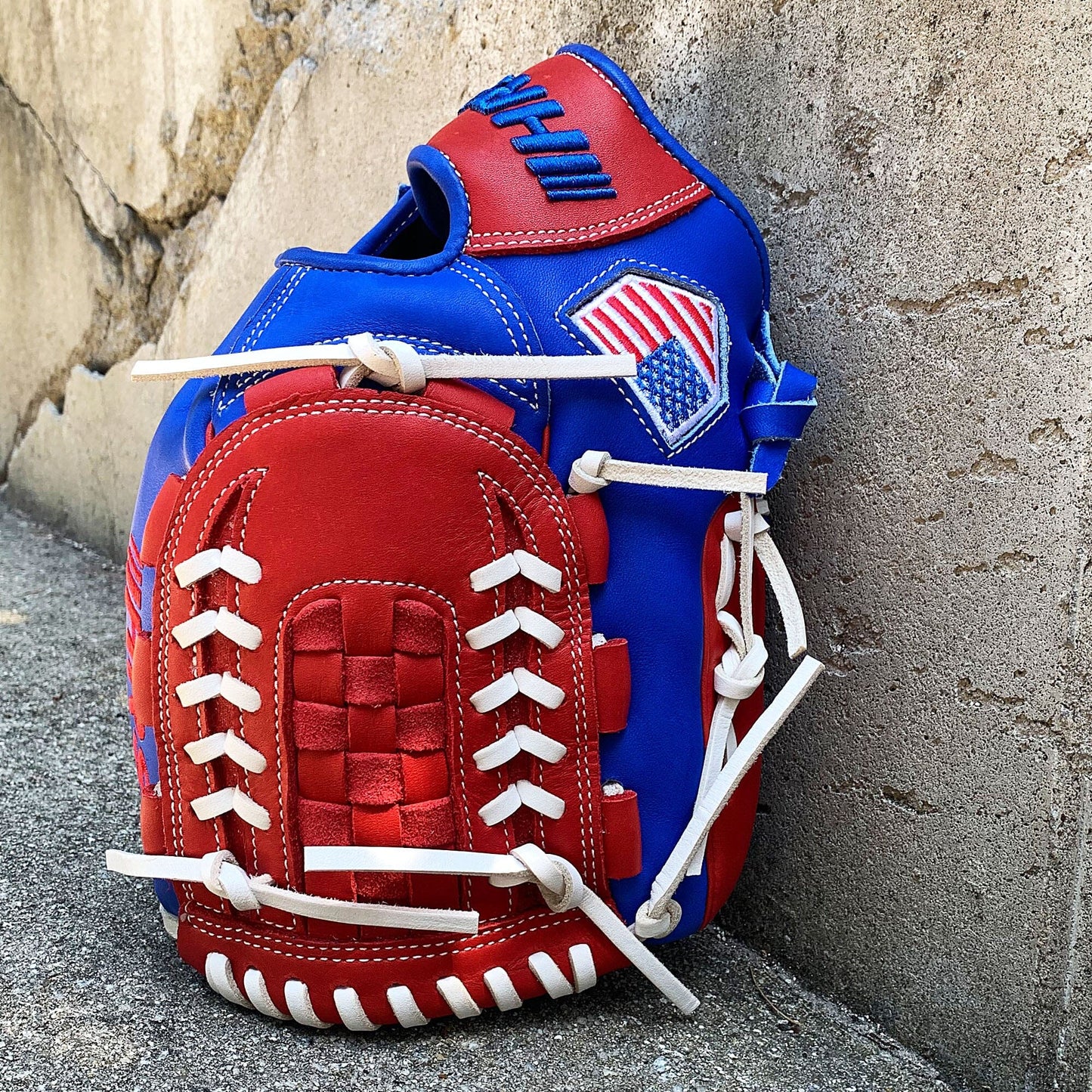 12" - Red/White/Blue -Grid and Net Web