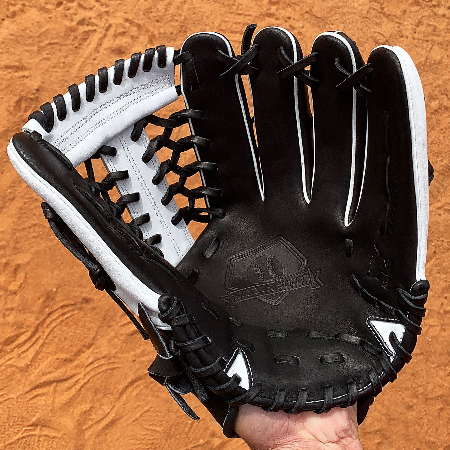 12.5" - Black and White - Modified Trap Web
