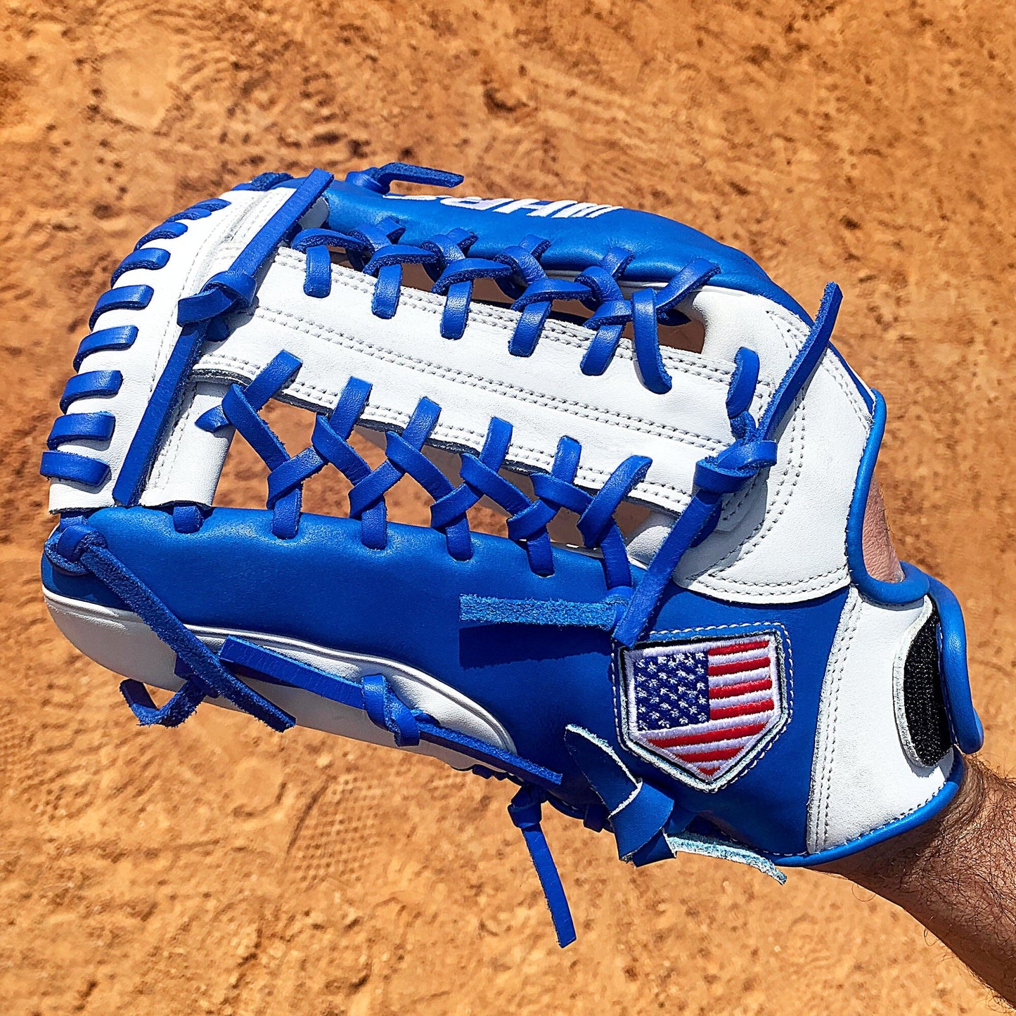12.5" Blue and White - Modified Trap Web