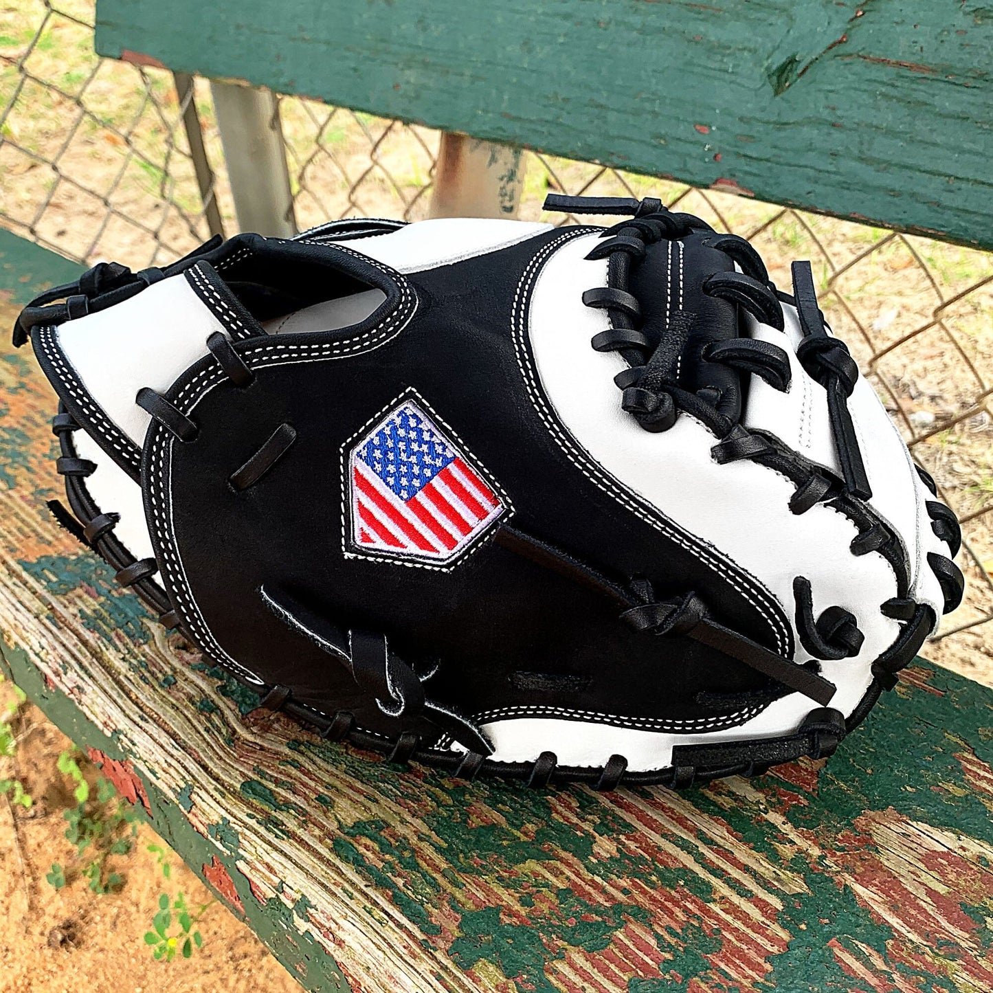 33.5" Baseball Catcher's Mitt - Black and White