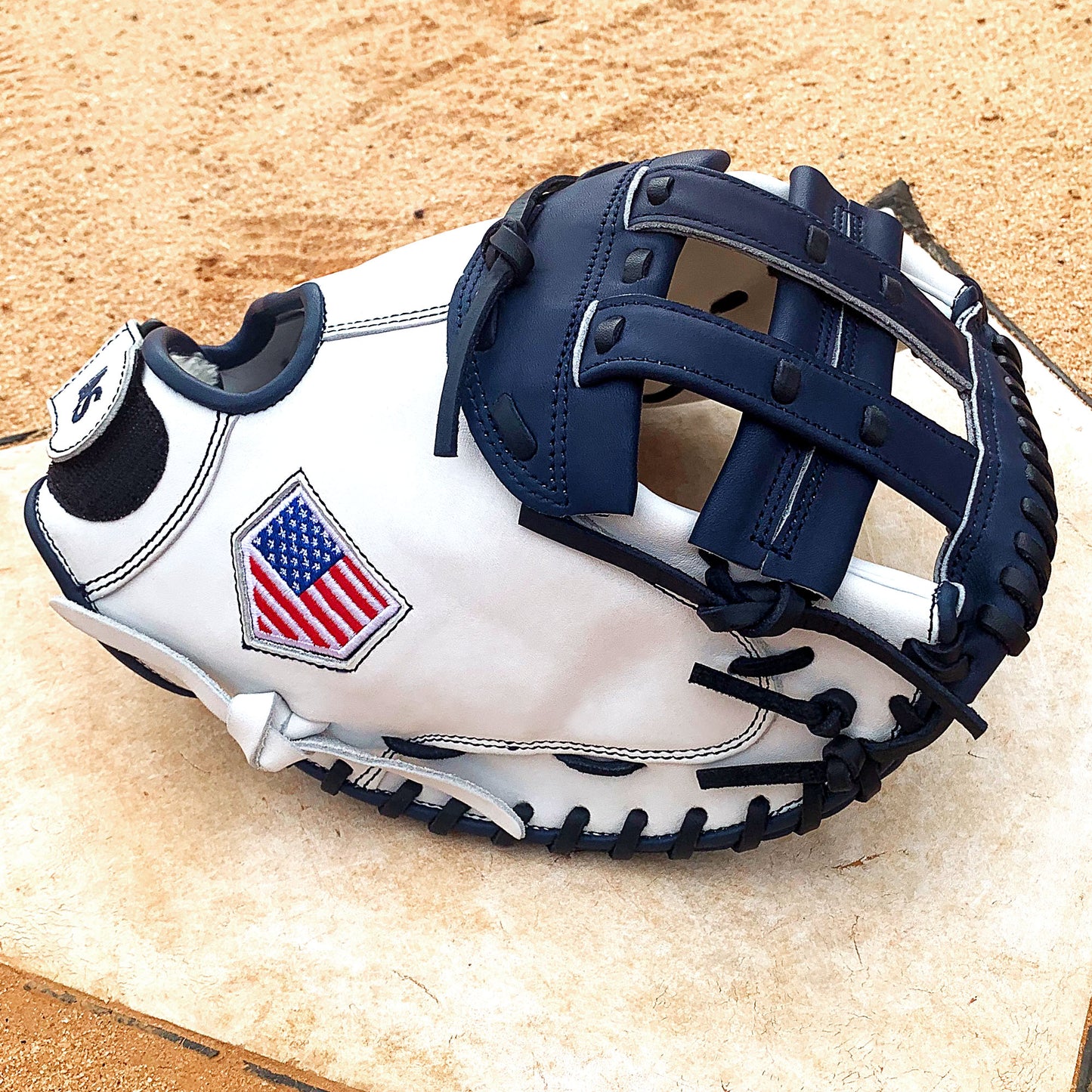 34" Softball Catcher's Mitt - White with Navy Laces