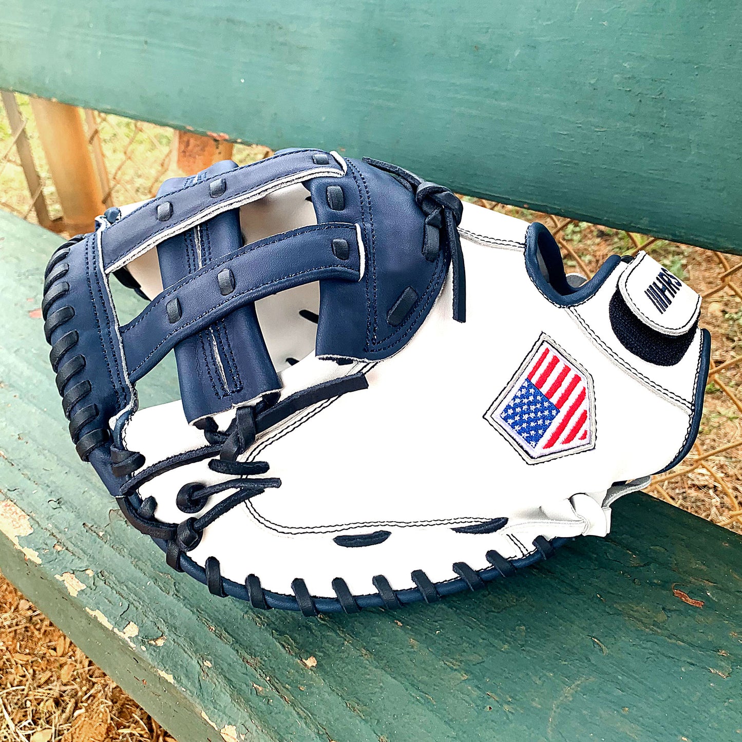 34" Softball Catcher's Mitt - White with Navy Laces