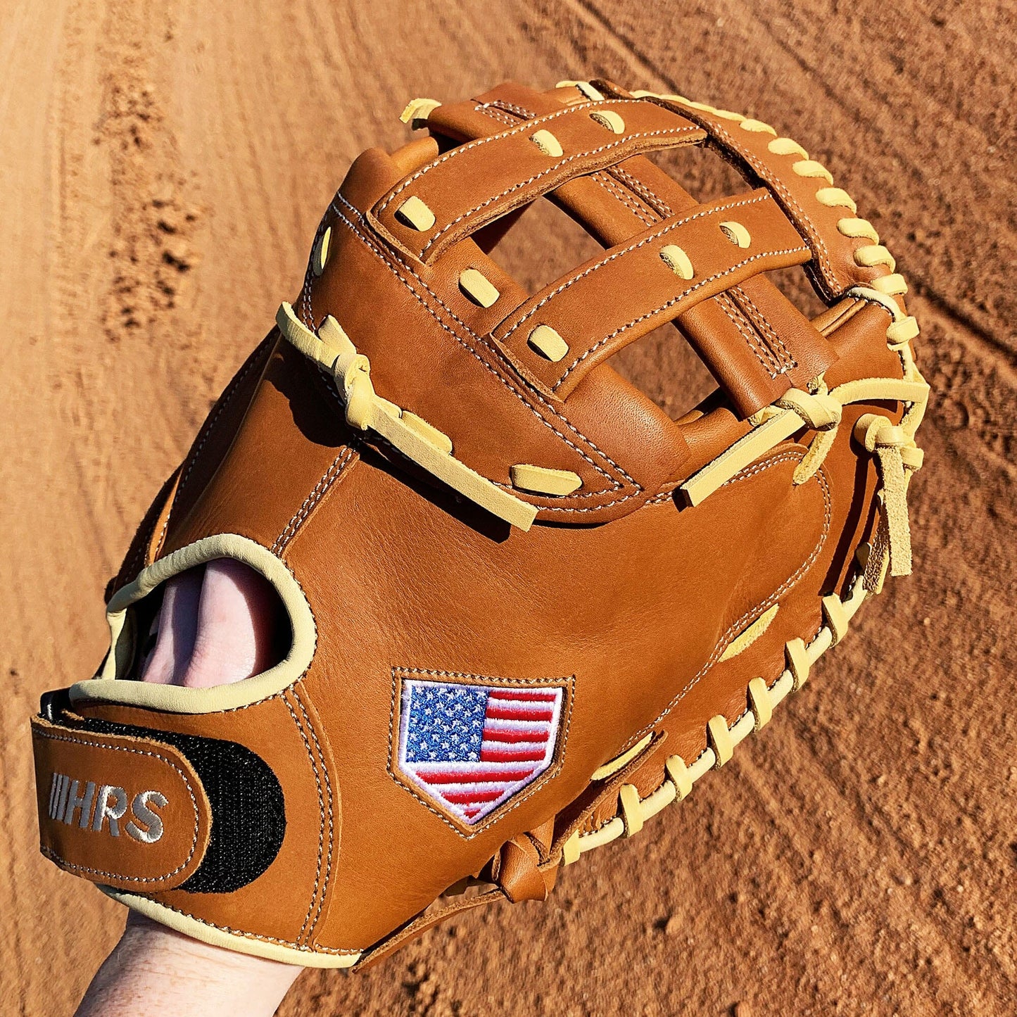 34" Softball Catcher's Mitt - Tan with Cream Laces