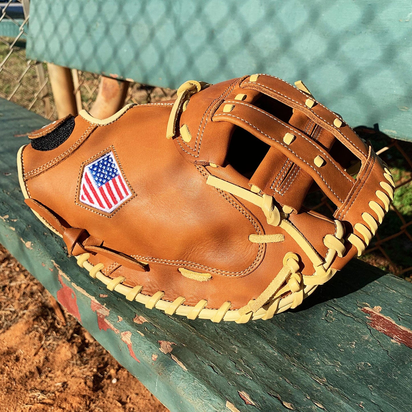 34" Softball Catcher's Mitt - Tan with Cream Laces